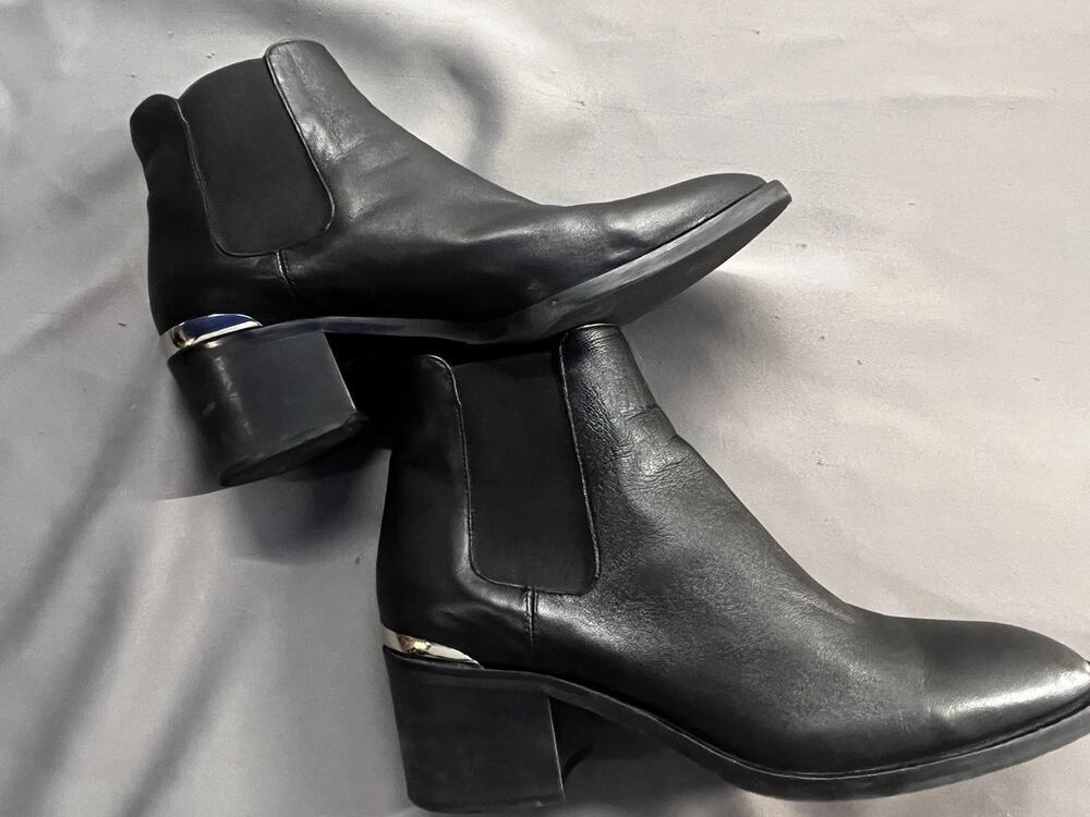 MALÒ M&Lò Italy Black Leather Chelsea Ankle Boots Block Heel EU39 US 8.5 9